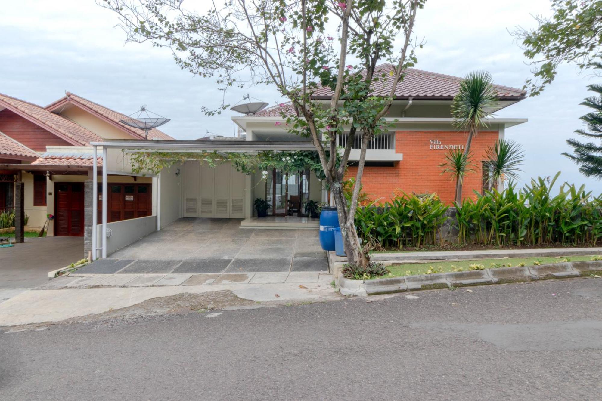 Family Only Amazing City View Villa - De Reiz Firen Syariah Bandung Eksteriør bilde