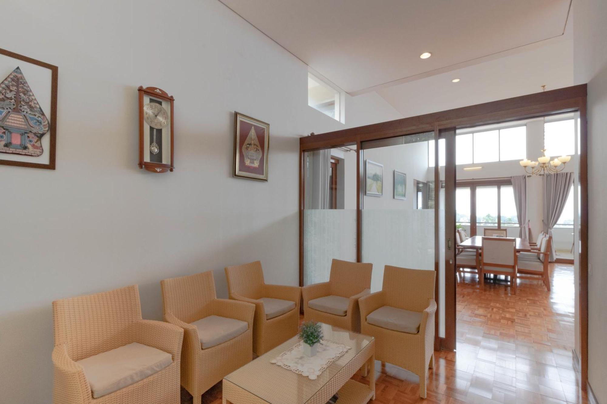 Family Only Amazing City View Villa - De Reiz Firen Syariah Bandung Eksteriør bilde